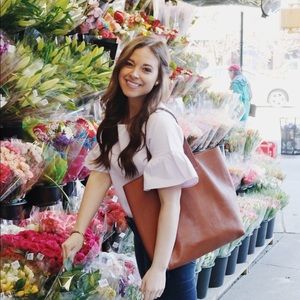 Meet your Posher, Abigail